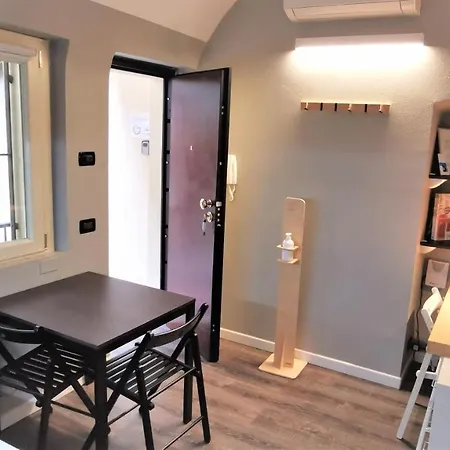 Appartement Luxory Center - Bilocale In Centro Storico In Palazzo D'epoca In Zona Pedonale Vicino Metro Vittoria *