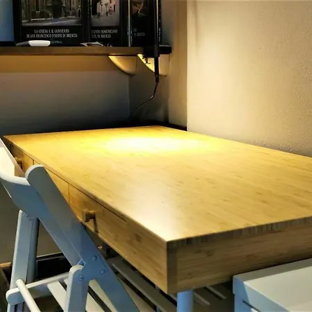 Luxory Center - Bilocale In Centro Storico In Palazzo D'epoca In Zona Pedonale Vicino Metro Vittoria *