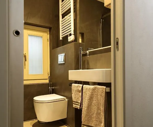 Appartement Luxory Center - Bilocale In Centro Storico In Palazzo D'epoca In Zona Pedonale Vicino Metro Vittoria